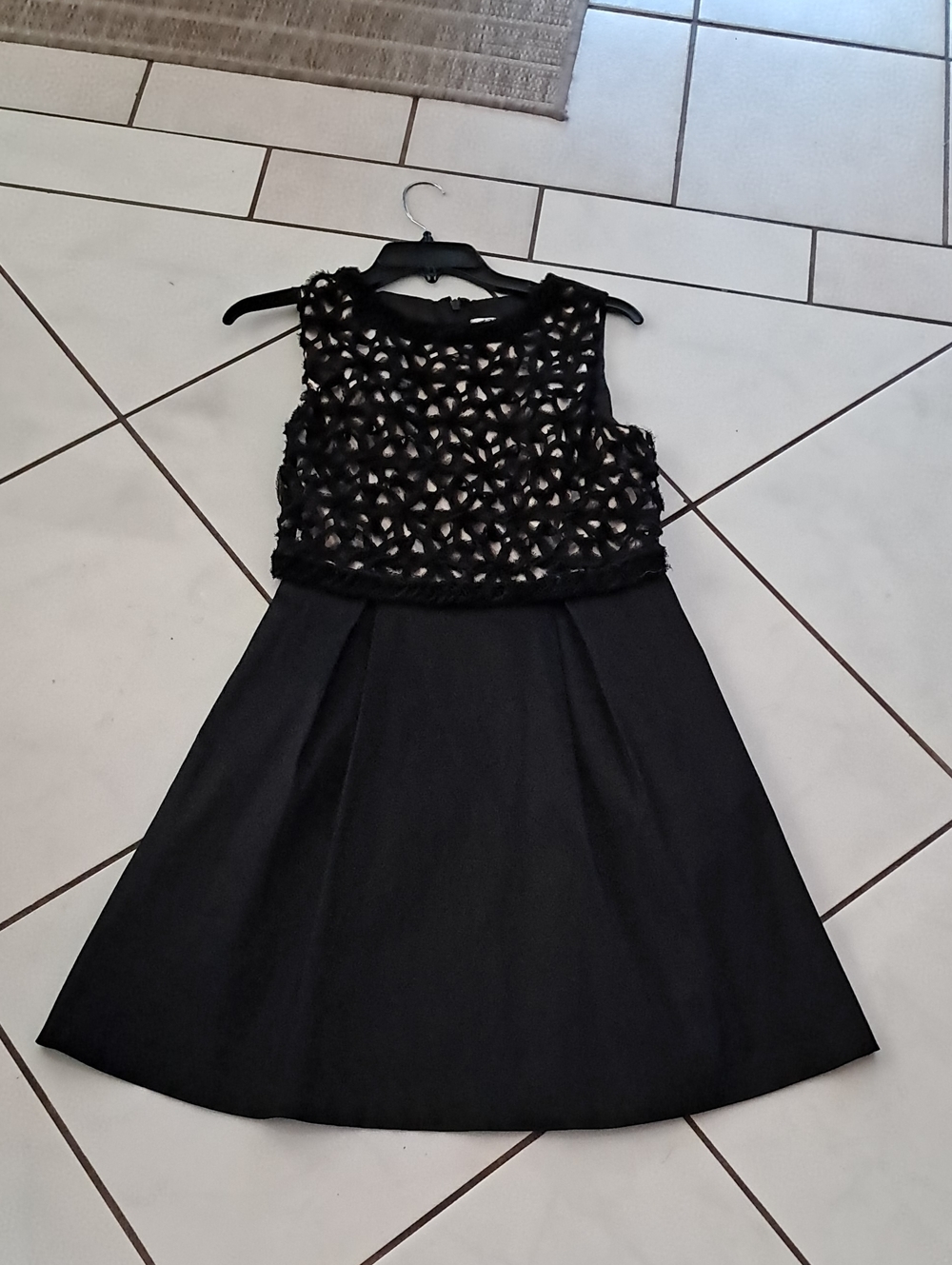 Jessica Simpson Black Sleeveless Mini Dress with Textured Lattice Bodice